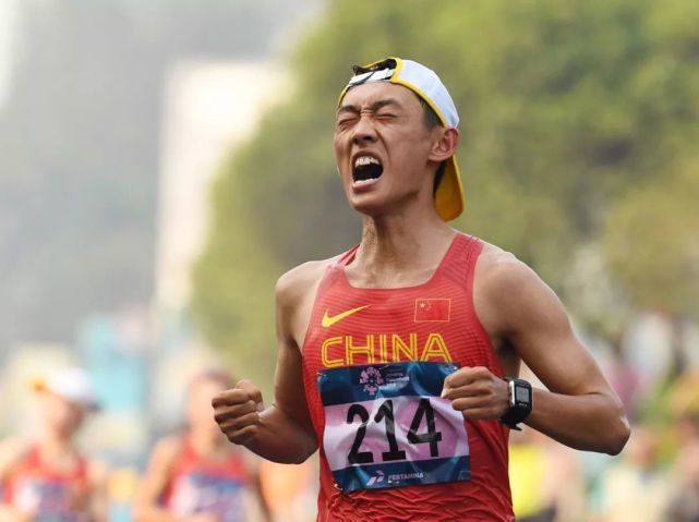 中国举重队面临不利局面！巴黎奥运将废除4项，军神：会努力参赛