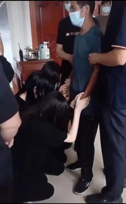 白眼狼?17岁男生海边因救3人牺牲,疑似被救女孩:求他救了?他没了活该...休闲区蓝鸢梦想 - Www.slyday.coM 白眼狼?17岁男生海边因救3人牺牲,疑似被救女孩:求他救了?他没了活该...休闲区蓝鸢梦想 - Www.slyday.coM