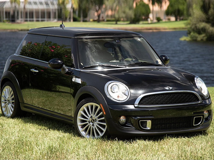 “劳斯莱斯”版MINI正在发售！搭1.6T发动机，纯手工打造内饰