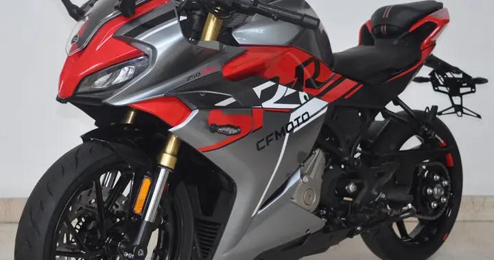 国产“双R”,春风推出250SR-R ,单摇臂+定风翼全配备，重量更轻