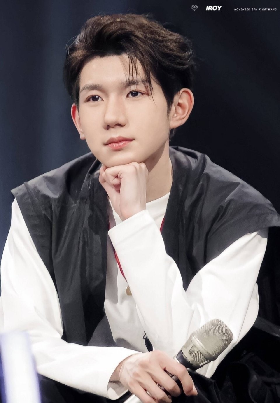 霍尊聊天记录曝光,吐槽王源是无才的绣花枕头,他快凉了吧休闲区蓝鸢梦想 - Www.slyday.coM 霍尊聊天记录曝光,吐槽王源是无才的绣花枕头,他快凉了吧休闲区蓝鸢梦想 - Www.slyday.coM