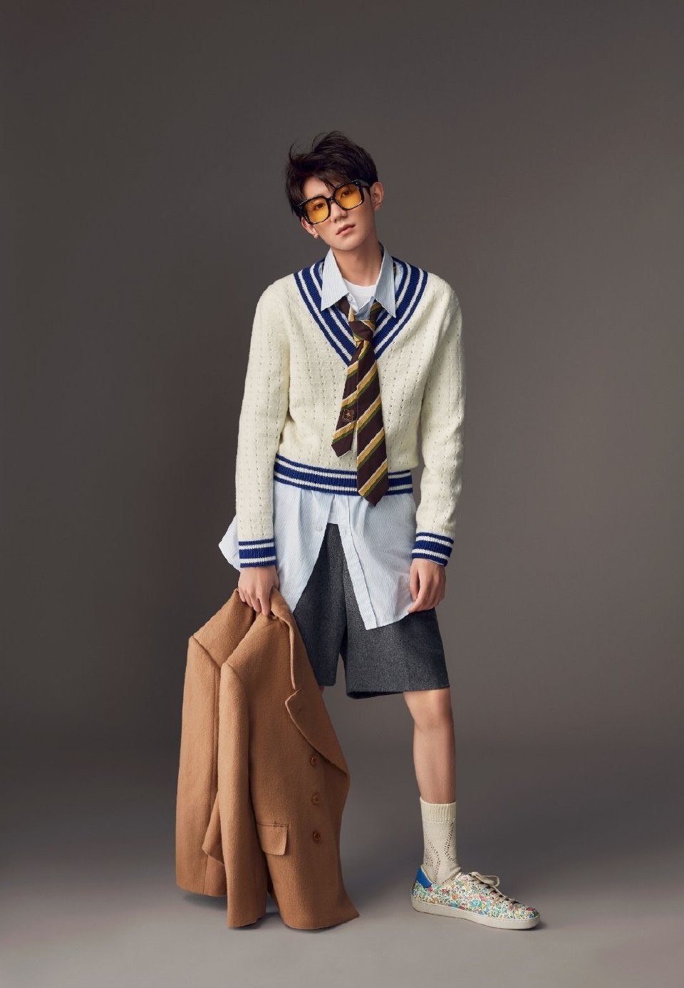 霍尊聊天记录曝光,吐槽王源是无才的绣花枕头,他快凉了吧休闲区蓝鸢梦想 - Www.slyday.coM 霍尊聊天记录曝光,吐槽王源是无才的绣花枕头,他快凉了吧休闲区蓝鸢梦想 - Www.slyday.coM