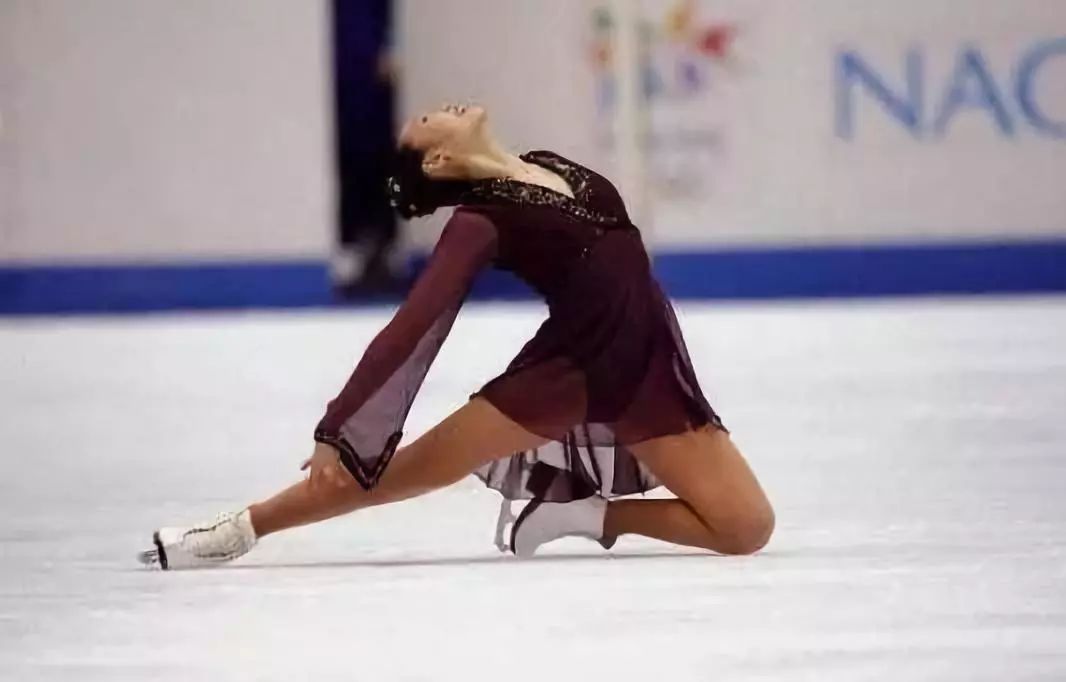 娱乐圈乱象波及花滑世界冠军，陈露霸气回应！CBA球员妻子也重名