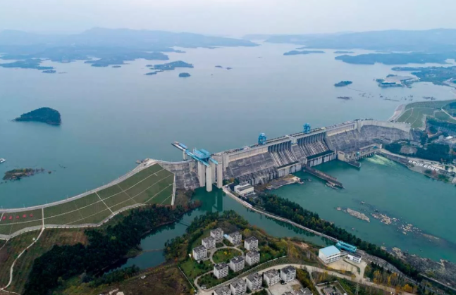 投资是三峡大坝28倍,中国又要开始疯狂了,直接切断<a href=