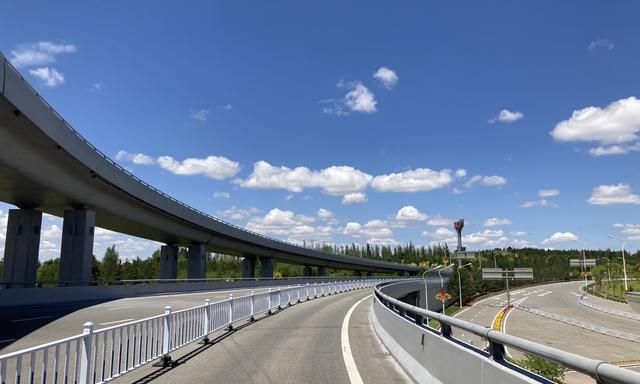 历年中国人均gdp排名_2021年,中国GDP总量或超过欧美