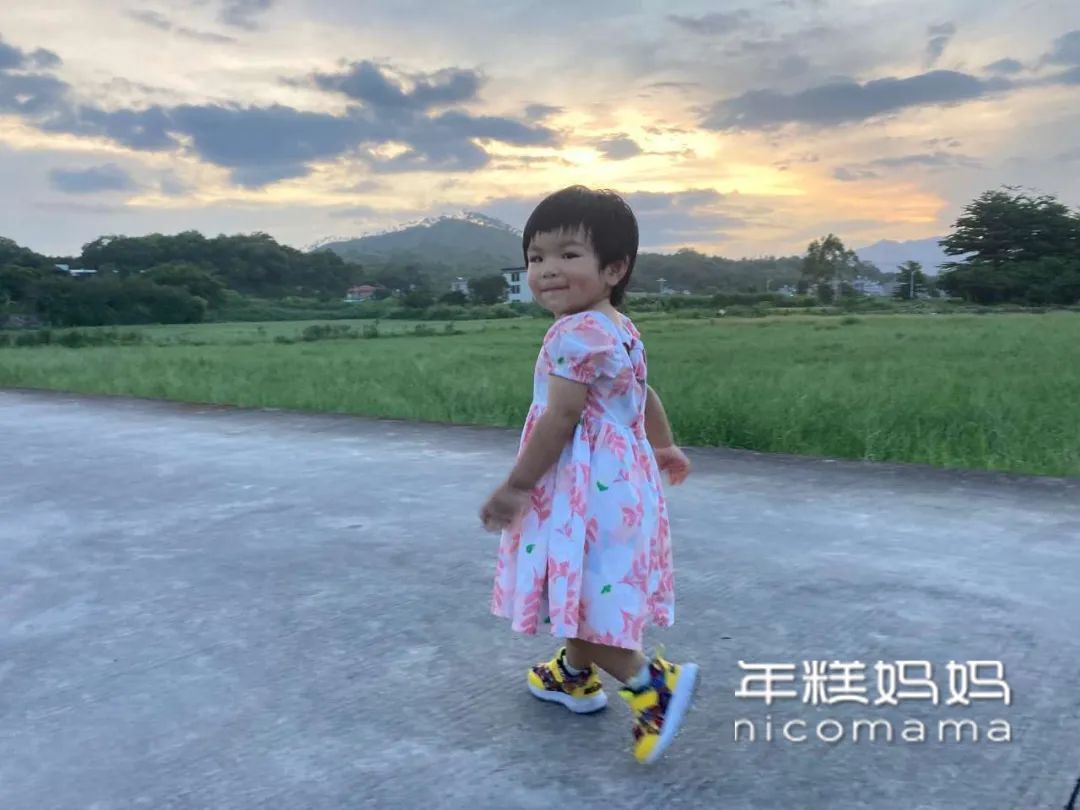 怀孕后,老公做了个疯狂的决定:裸辞、卖房,两个人全职带娃!我快要崩溃了休闲区蓝鸢梦想 - Www.slyday.coM 怀孕后,老公做了个疯狂的决定:裸辞、卖房,两个人全职带娃!我快要崩溃了休闲区蓝鸢梦想 - Www.slyday.coM