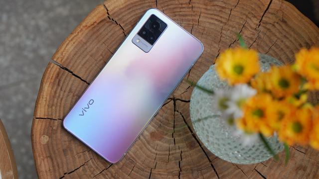 vivo iqoo neo7,vivo iqoo 7 全能的iqooneo5