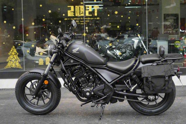 cm300摩托车价格和图片,本田cm300摩托车图片 本田中量级巡航cm300高颜值高动力马力277匹爬山不是问题