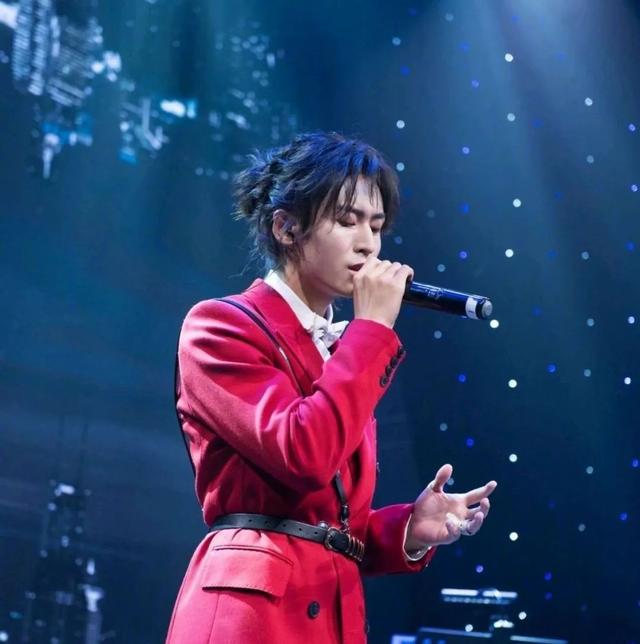 真凉了!广电点评张哲瀚事件:对劣迹艺人零容忍,坚决一封到底休闲区蓝鸢梦想 - Www.slyday.coM 真凉了!广电点评张哲瀚事件:对劣迹艺人零容忍,坚决一封到底休闲区蓝鸢梦想 - Www.slyday.coM