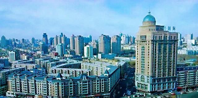 伊春人口_黑龙江省伊春市的15区合并为4个大市辖区,仍仅有1个人口超过10万