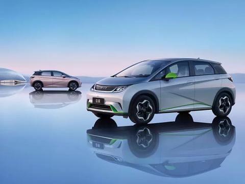 小姐姐专用，高颜值，续航400公里+，这两款10万级电动车必看