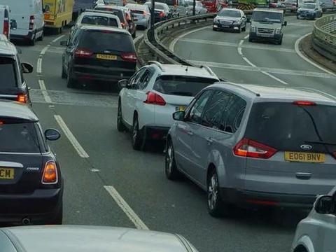 继油价后，又一“费用”也要涨了？开车成本或要涨，涉及上亿车主