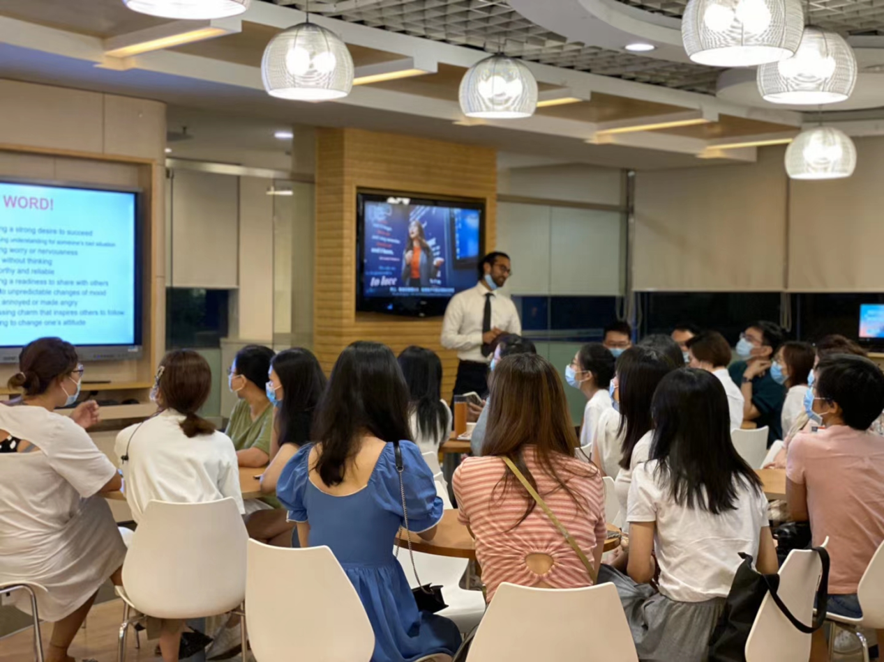 华尔街英语破产前已拖欠3个月工资,欠学费12亿,创始人被迫卖房休闲区蓝鸢梦想 - Www.slyday.coM 华尔街英语破产前已拖欠3个月工资,欠学费12亿,创始人被迫卖房休闲区蓝鸢梦想 - Www.slyday.coM