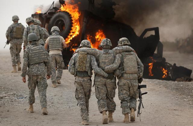 阿富汗人“扒”飞机坠亡!美国的运输机们,你们都在哪儿呢?休闲区蓝鸢梦想 - Www.slyday.coM 阿富汗人“扒”飞机坠亡!美国的运输机们,你们都在哪儿呢?休闲区蓝鸢梦想 - Www.slyday.coM