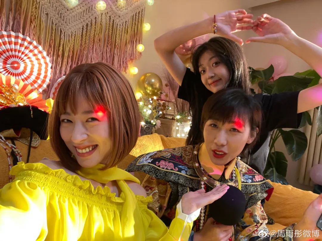 打工女孩秋冬穿搭教科书,还不快来抄周雨彤的作业!-幽兰花香 打工女孩秋冬穿搭教科书,还不快来抄周雨彤的作业!-幽兰花香