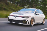 大众致敬80年代推出的经典高尔夫GTI，推出了一款全新高尔夫GTI改装版概念车