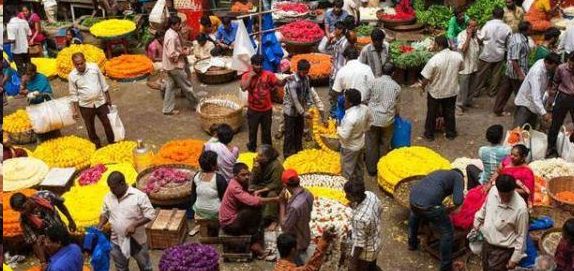 在非洲工作的朋友晒当地菜市场,朋友圈走红,网友:场面太生猛休闲区蓝鸢梦想 - Www.slyday.coM 在非洲工作的朋友晒当地菜市场,朋友圈走红,网友:场面太生猛休闲区蓝鸢梦想 - Www.slyday.coM