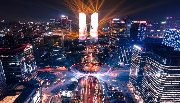 崛起中的世界级新商圈,交子大道开街 成都高新区加快建设交子公园金融商务区|商圈|公园_新浪新闻