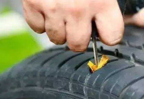 汽车补胎一定要用蘑菇钉？内行人：关键时候不一定选贵的