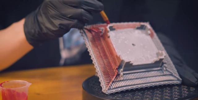 ̫ǿ��!�ձ��ֹ������������е�����չ������ħ�����ӡ�