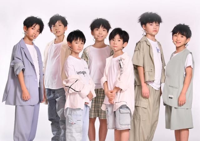 养成系爱豆天府少年团出道,最小年龄七岁,网友:想复刻TFBOYS休闲区蓝鸢梦想 - Www.slyday.coM 养成系爱豆天府少年团出道,最小年龄七岁,网友:想复刻TFBOYS休闲区蓝鸢梦想 - Www.slyday.coM