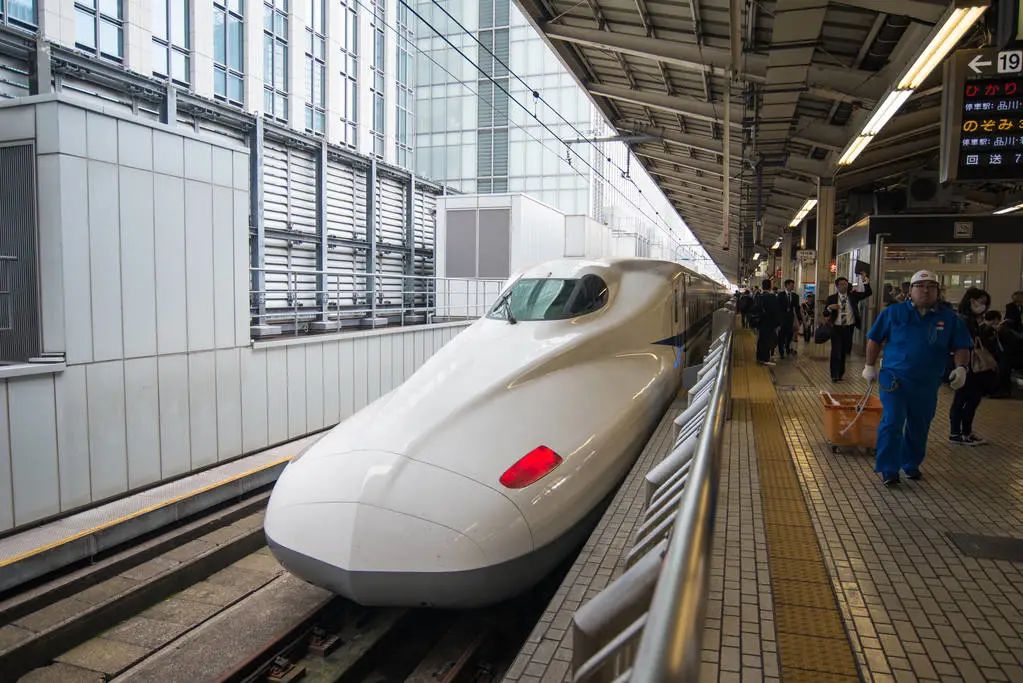 日本新干线基础设施技术发展趋势及成果