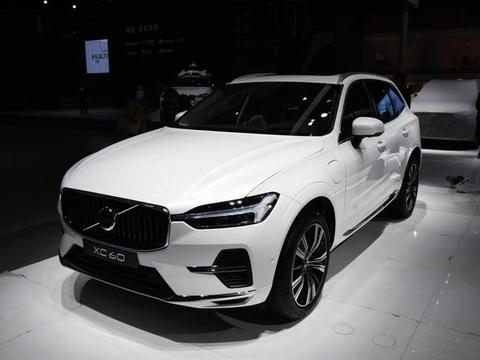 30万的混动豪华车怎样选？沃尔沃S60比电车更快，宝马X1性价比高