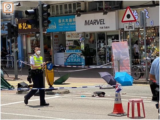 港媒:香港发生严重车祸致多人死伤,市民合力救助被困伤员休闲区蓝鸢梦想 - Www.slyday.coM 港媒:香港发生严重车祸致多人死伤,市民合力救助被困伤员休闲区蓝鸢梦想 - Www.slyday.coM