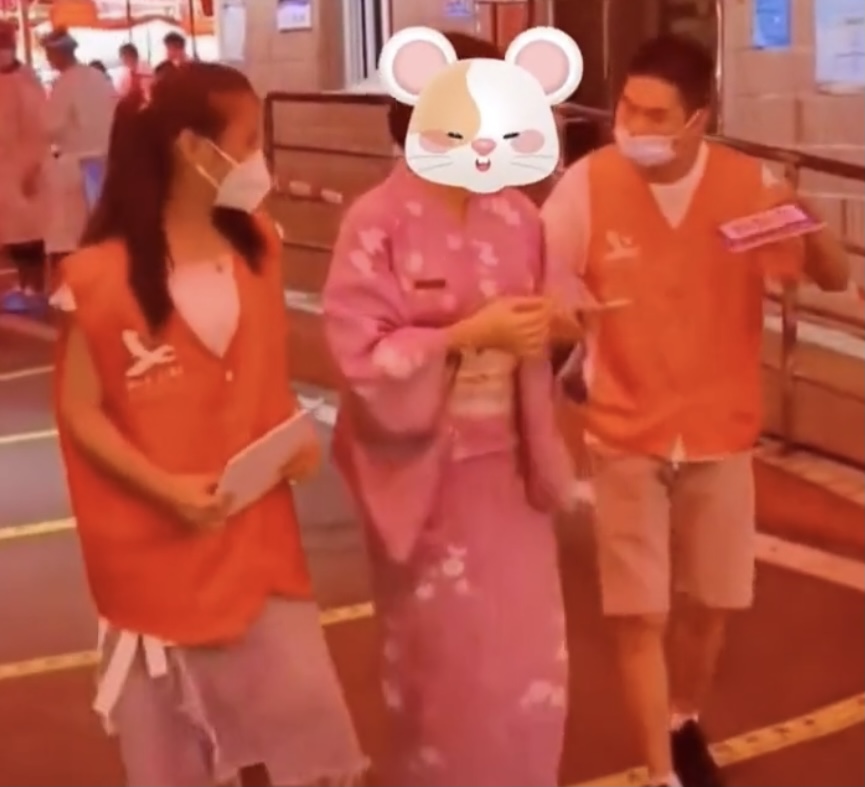 厦门一女子穿和服做核酸检测被劝回引争议:做得对还是上纲上线?休闲区蓝鸢梦想 - Www.slyday.coM 厦门一女子穿和服做核酸检测被劝回引争议:做得对还是上纲上线?休闲区蓝鸢梦想 - Www.slyday.coM