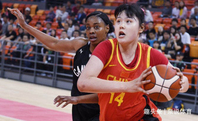 李月汝身高2米01,人称女版奥尼尔,但仍不是现役女子第一中锋