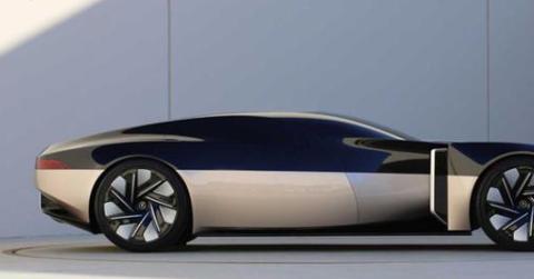 林肯全新概念车炫酷亮相！智能科技爆表，网友：只能躺着开