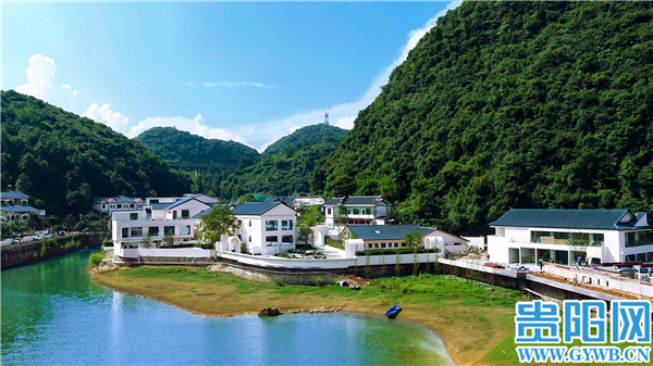 清镇市大转盘的秘密：那些本地人才知道的真相揭秘