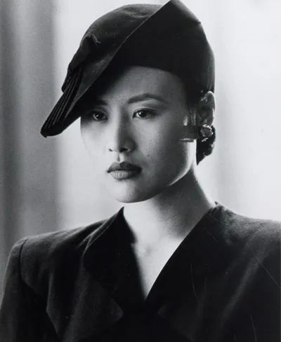 东方美人“鼻祖”邬君梅,又穿旗袍了-幽兰花香 东方美人“鼻祖”邬君梅,又穿旗袍了-幽兰花香