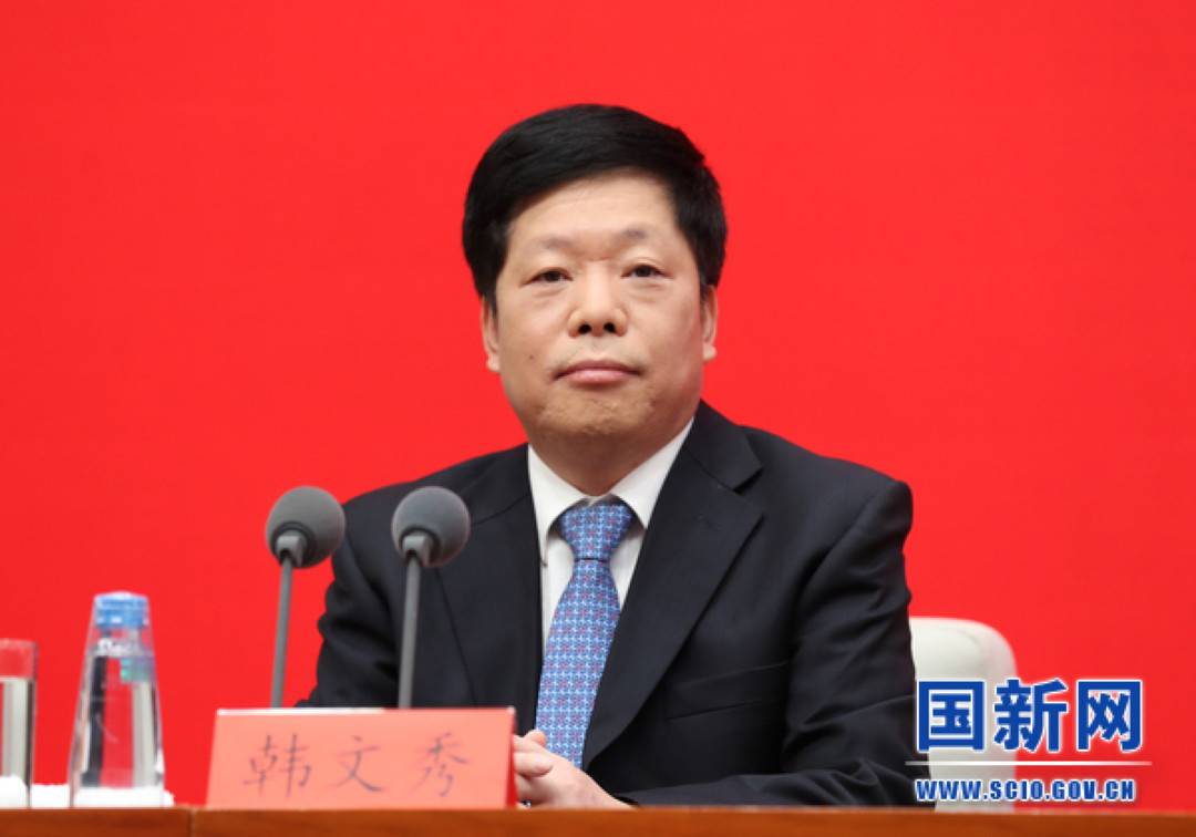 如何看待《遥远的救世主》丁元英杀富济贫？