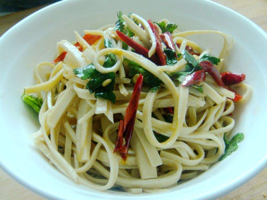 香菜炒豆皮