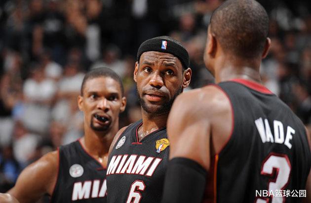 詹姆斯加盟掘金后的战术变革与球队化学反应全解析