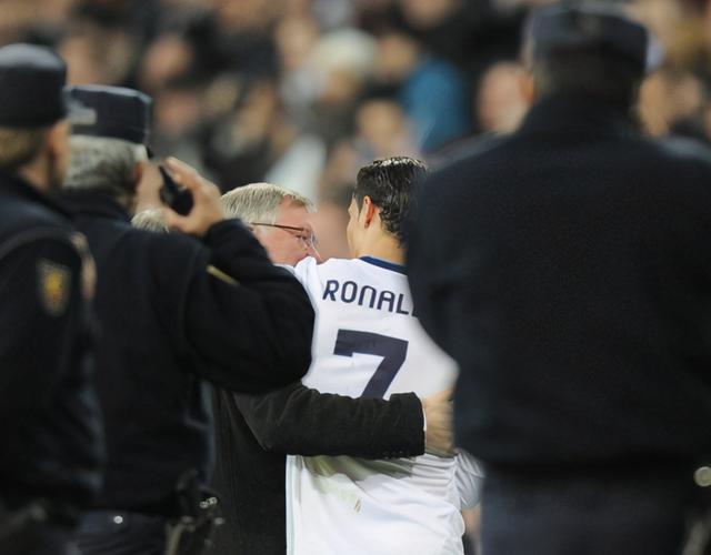 “儿子,该回家了”,弗格森一通电话,C罗2年合同重回曼联休闲区蓝鸢梦想 - Www.slyday.coM “儿子,该回家了”,弗格森一通电话,C罗2年合同重回曼联休闲区蓝鸢梦想 - Www.slyday.coM