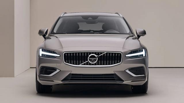 2022款沃尔沃v60cc,沃尔沃v60cc2021款 细节设计个性,售30.43万元起,2022款沃尔沃v60上市