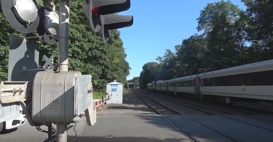 路坏了桥塌了,楼也倒了,美国狂撒万亿的基建计划为何注定失败?休闲区蓝鸢梦想 - Www.slyday.coM 路坏了桥塌了,楼也倒了,美国狂撒万亿的基建计划为何注定失败?休闲区蓝鸢梦想 - Www.slyday.coM