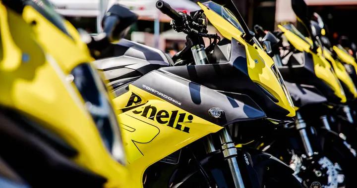 最帅250仿赛来袭，贝纳利推出新款Tornado 252，售价2.58w