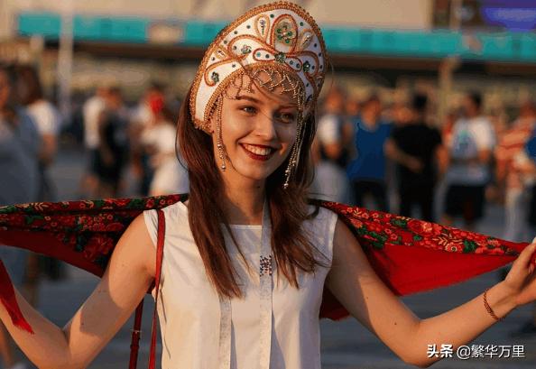 德国8320万人,经济是广东省的2倍,普通人一月工资多少钱?休闲区蓝鸢梦想 - Www.slyday.coM 德国8320万人,经济是广东省的2倍,普通人一月工资多少钱?休闲区蓝鸢梦想 - Www.slyday.coM