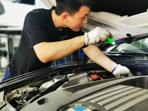 金钣手发动机变速箱全球维修工厂深度解读宝马汽车正确的保养知识