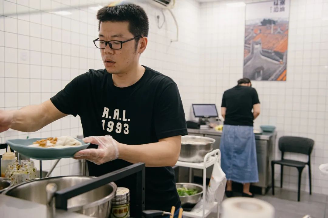 肠粉是用什么粉做的（用肠粉专用粉怎么做肠粉）