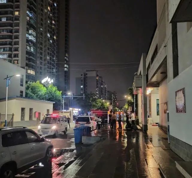 悲剧!兰州某高校研究生竟在校内遇害休闲区蓝鸢梦想 - Www.slyday.coM 悲剧!兰州某高校研究生竟在校内遇害休闲区蓝鸢梦想 - Www.slyday.coM