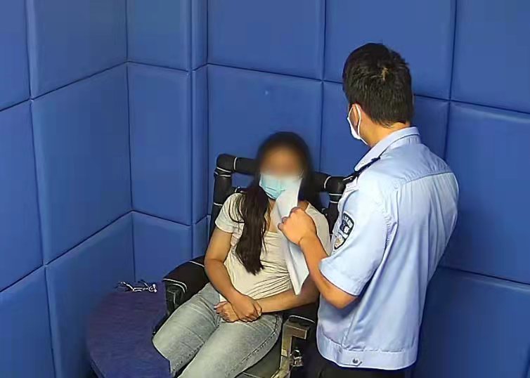 90后情侣上演被盗“好戏”,报假警只为要回租房押金休闲区蓝鸢梦想 - Www.slyday.coM 90后情侣上演被盗“好戏”,报假警只为要回租房押金休闲区蓝鸢梦想 - Www.slyday.coM