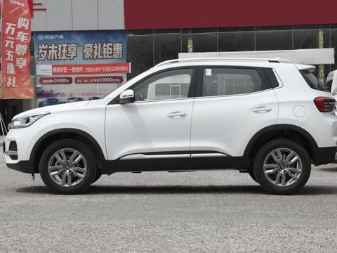 工薪家庭买车，SUV还是比轿车实用，就看这3款，价格亲民还舒适