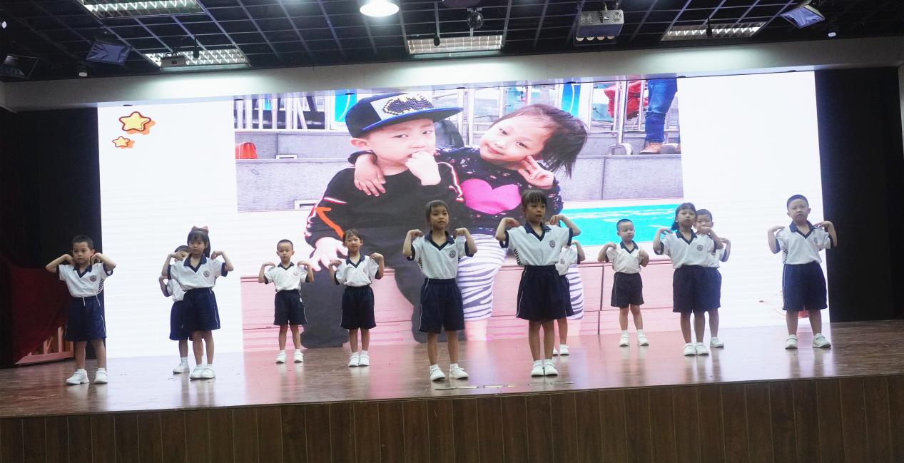 开学啦!一年级新生中竟有6对双胞胎!快看旧部前小学这些可爱孖宝休闲区蓝鸢梦想 - Www.slyday.coM 开学啦!一年级新生中竟有6对双胞胎!快看旧部前小学这些可爱孖宝休闲区蓝鸢梦想 - Www.slyday.coM