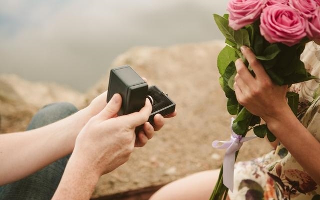 一个男人嘴上再爱你,他给不了你这三样东西,只能说明他是个渣男休闲区蓝鸢梦想 - Www.slyday.coM 一个男人嘴上再爱你,他给不了你这三样东西,只能说明他是个渣男休闲区蓝鸢梦想 - Www.slyday.coM