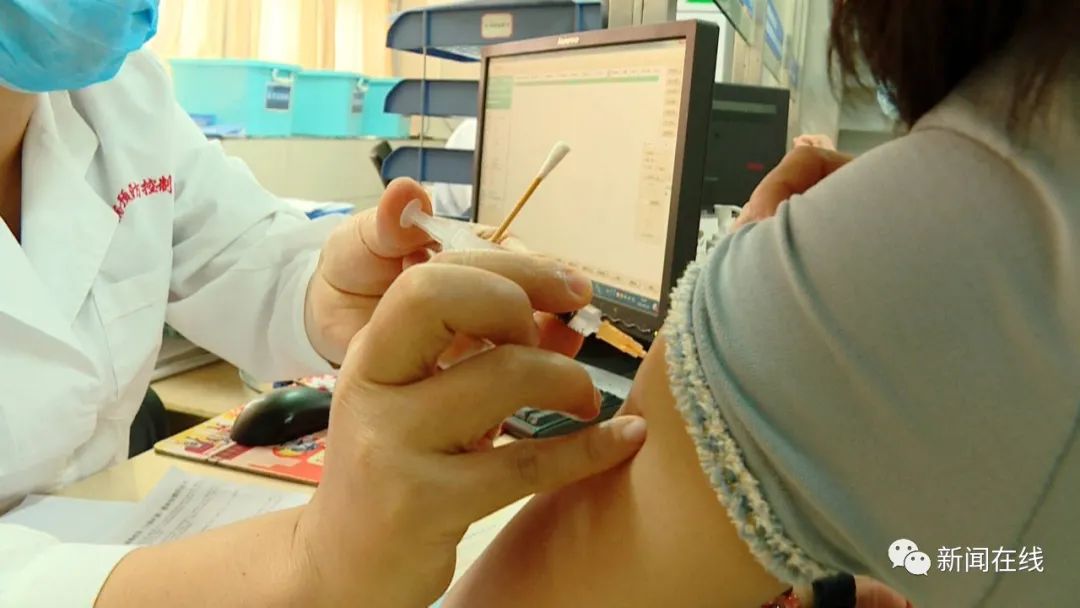 真快,南宁500支四价HPV疫苗不到1分钟被抢完休闲区蓝鸢梦想 - Www.slyday.coM 真快,南宁500支四价HPV疫苗不到1分钟被抢完休闲区蓝鸢梦想 - Www.slyday.coM