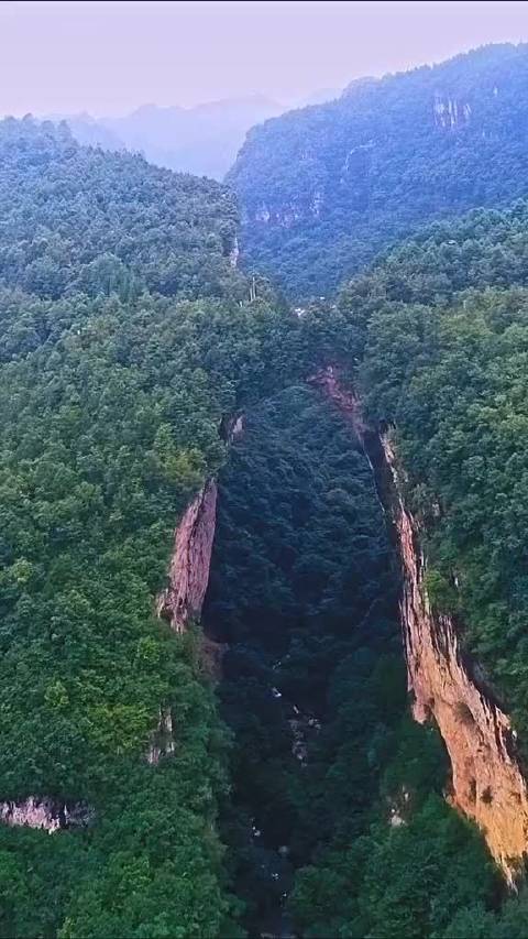 贵州 | 无人机又发现一座第一高，自身桥……